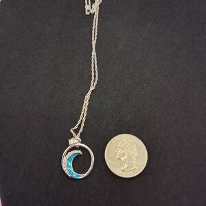 Elegant Silver and Blue Pendant Necklace